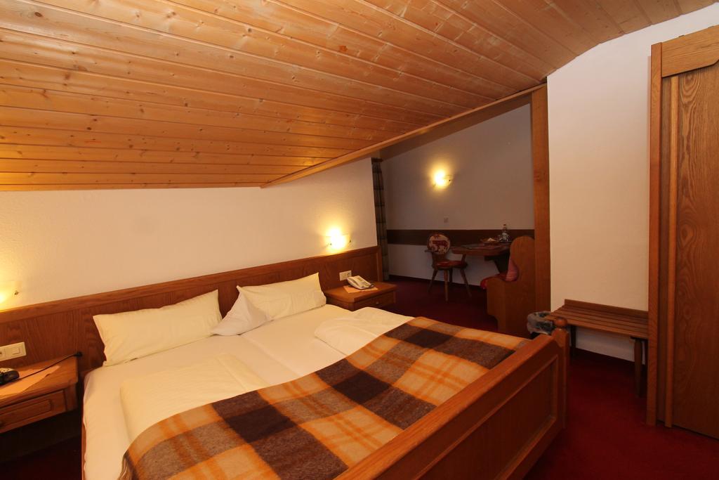 Reikartz Hotel Bergpanorama Пфронтен Номер фото
